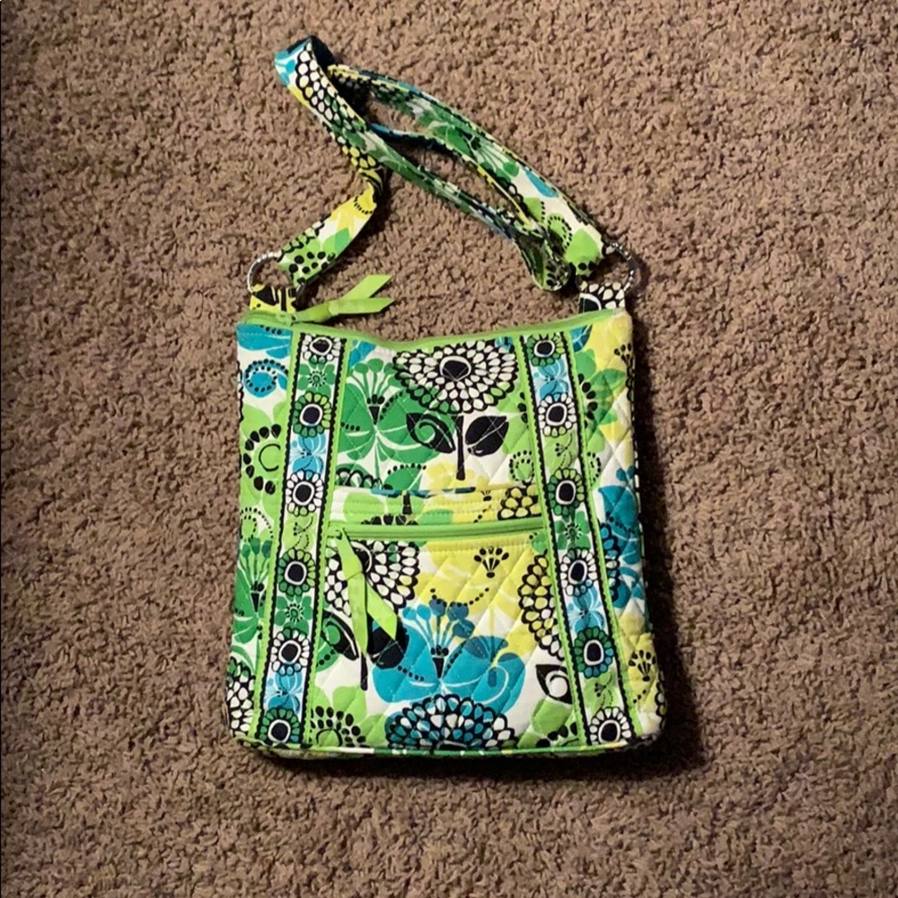 VERA BRADLEY SHOULDER BAG